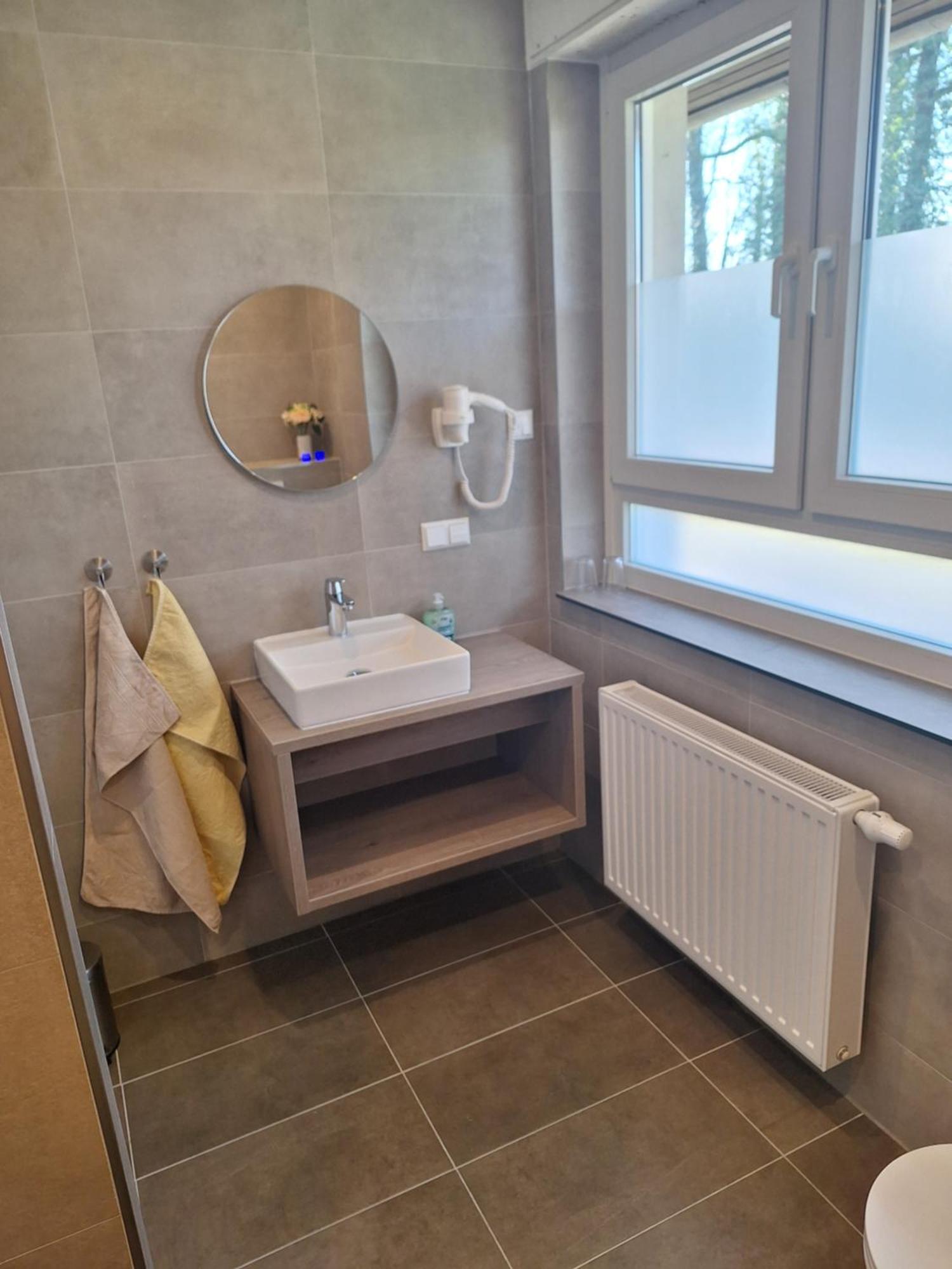 Varloh B&B Экстерьер фото